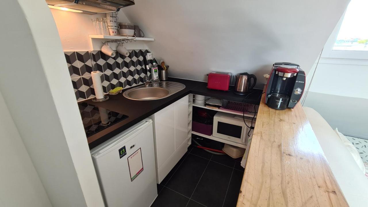 Appartement Coeur De Paris Avec Vue Sur Les Toits Buitenkant foto