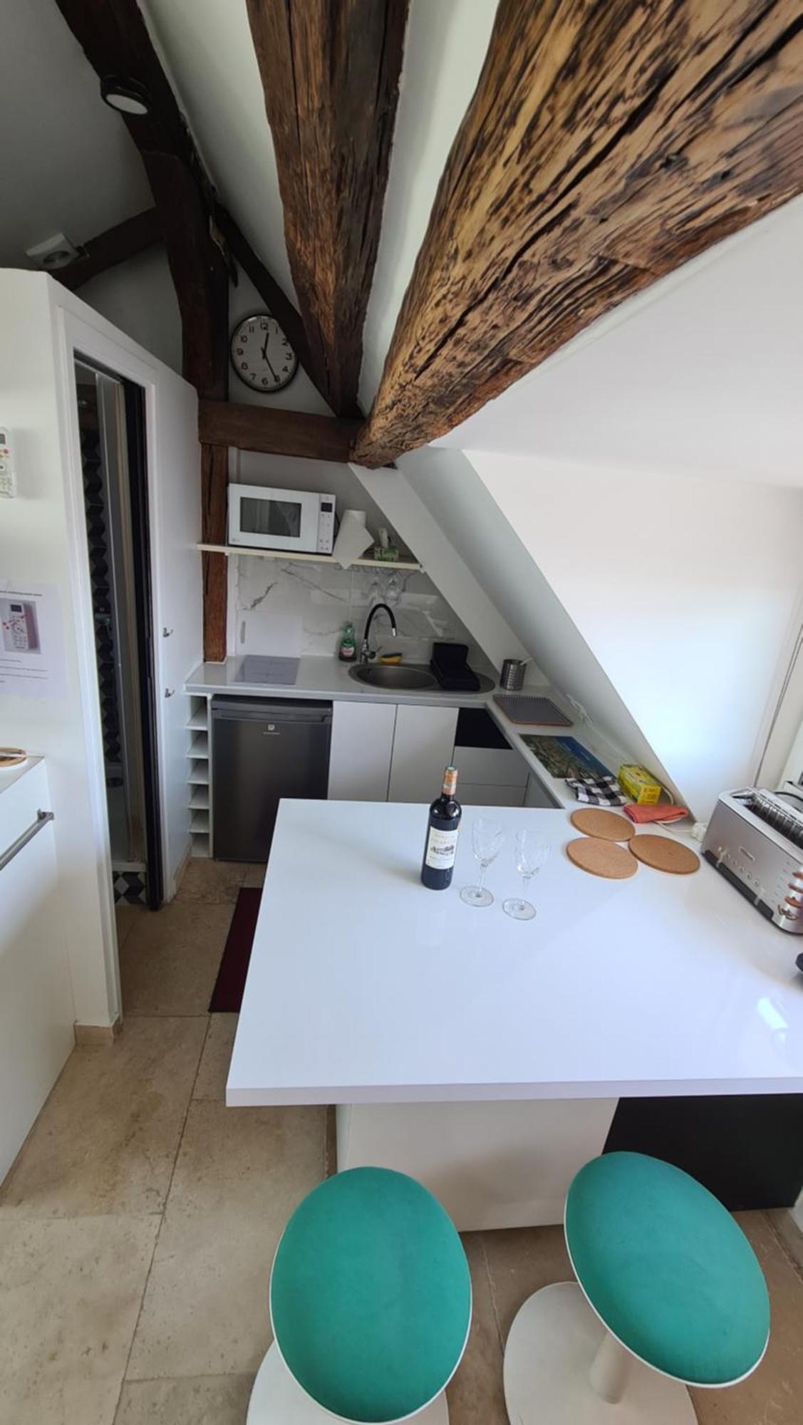 Appartement Coeur De Paris Avec Vue Sur Les Toits Buitenkant foto